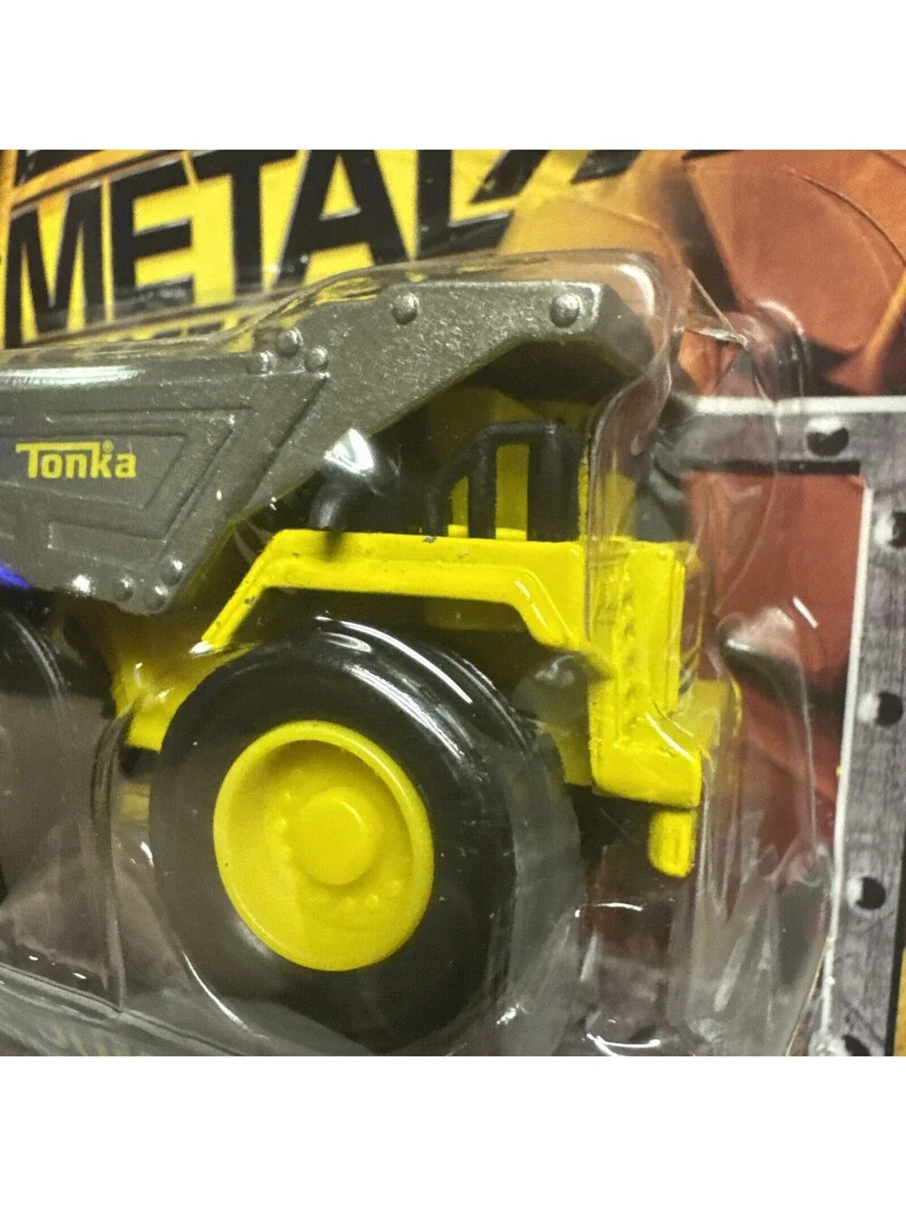 Tonka Metal Construction Lot Of 2 Heavy Dump Truck & Pay Loader 1/64 Not Mint